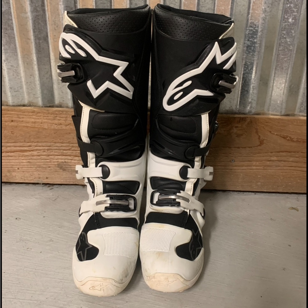 Tech 7 alpinestars size 9